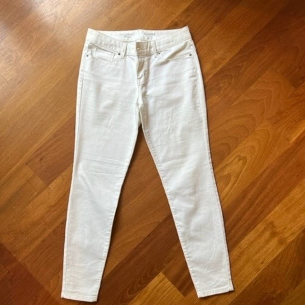 The Limited Denim 917 White Women’s Skinny Leg Jean